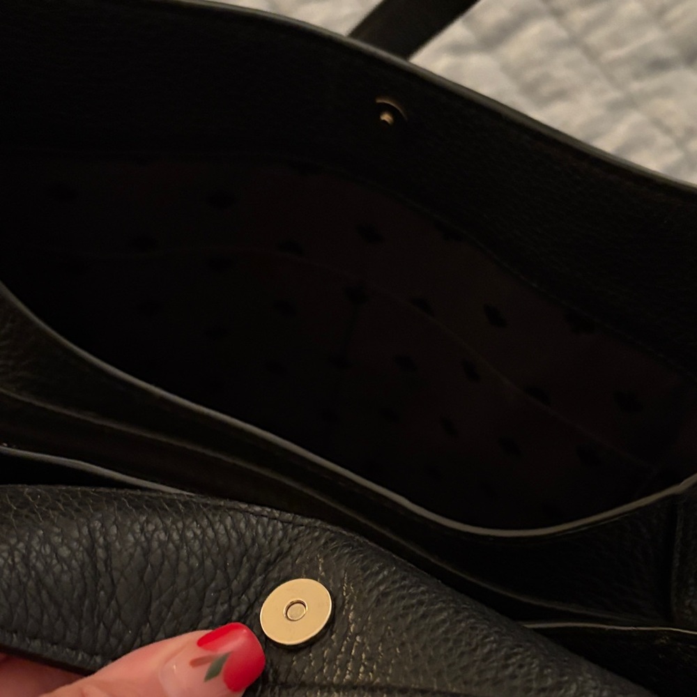 Kate Spade Classic Black Shoulder Bag w/ Wallet - Picture 10 of 13